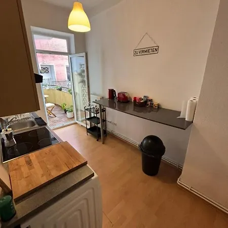 Meersalz - Zentrale Altbauwohnung In Der Fussgaengerzone, Neben Bahnhof Wilhelmshaven