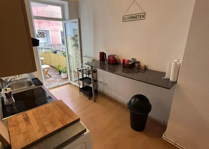 Meersalz - Zentrale Altbauwohnung In Der Fussgaengerzone, Neben Bahnhof 威廉港